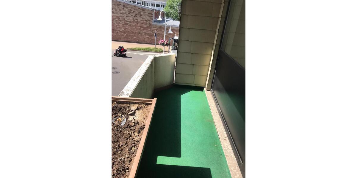 Etagenwohnung Homburg - 2 Zimmer, 86 m&sup2;, 800&euro; | Angebot:25996069