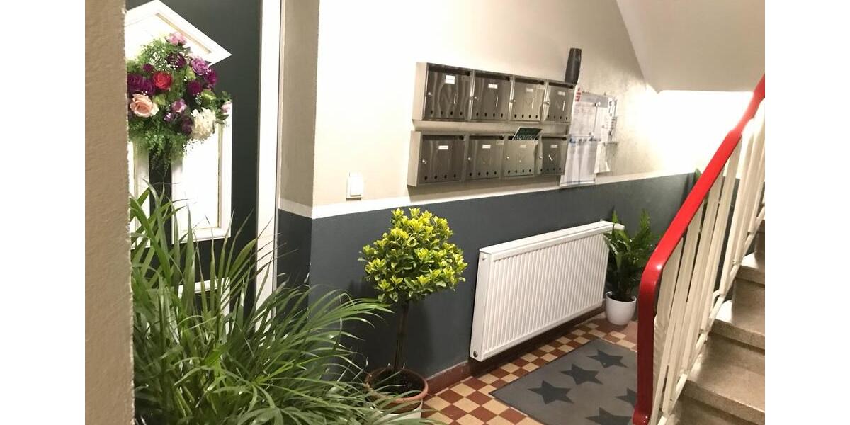 Etagenwohnung Saarbrücken West - 1 Zimmer, 32 m&sup2;, 315&euro; | Angebot:26683695