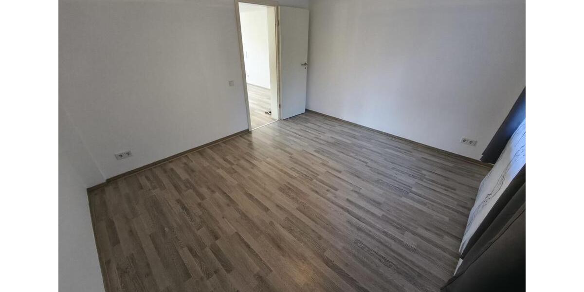 Erdgeschoßwohnung Mandelbachtal - 3 Zimmer, 83 m&sup2;, 990&euro; | Angebot:25298082