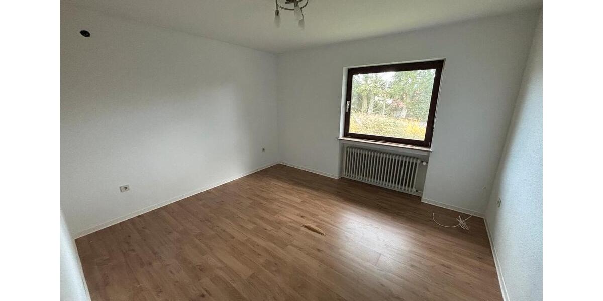 Etagenwohnung Saarlouis - 3 Zimmer, 95 m&sup2;, 800&euro; | Angebot:25937784