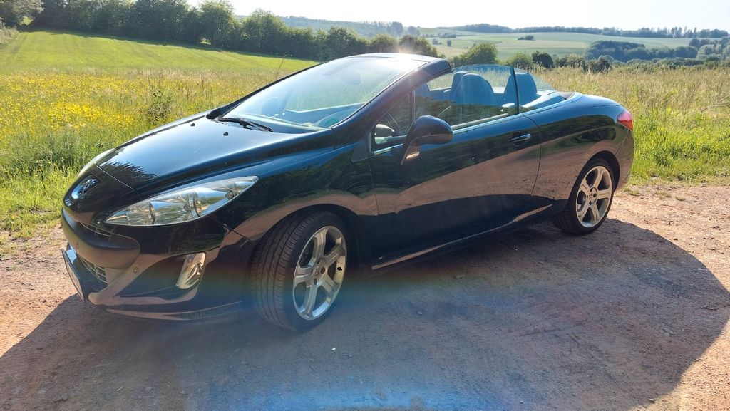 Peugeot 308 78.000 km 9.900 &euro; Illingen 66557