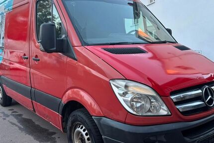 Mercedes-Benz Sprinter 147.512 km 6.545 &euro; Saarbrücken 66115