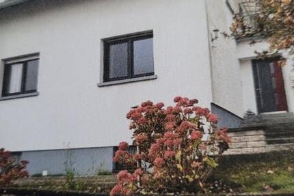 Haus Blieskastel - 6.5 Zimmer, 225 m&sup2;, 330.000&euro; | Angebot:26008298