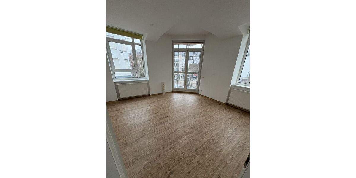 Gewerbeobjekt Dillingen - 1 Zimmer, 90 m&sup2;, 2.060&euro; | Angebot:25706707