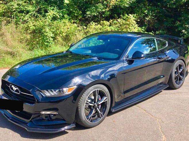 Ford Mustang 9.500 km 39.500 &euro; Überherrn 66802