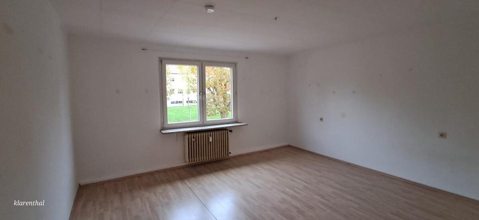 Etagenwohnung Saarbrücken West - 3 Zimmer, 86 m&sup2;, 700&euro; | Angebot:22592053