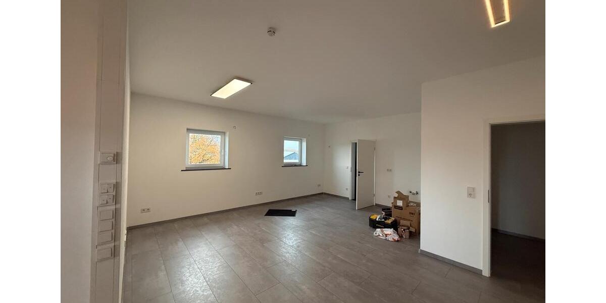 Gewerbeobjekt Überherrn - 12&euro; | Angebot:25844073