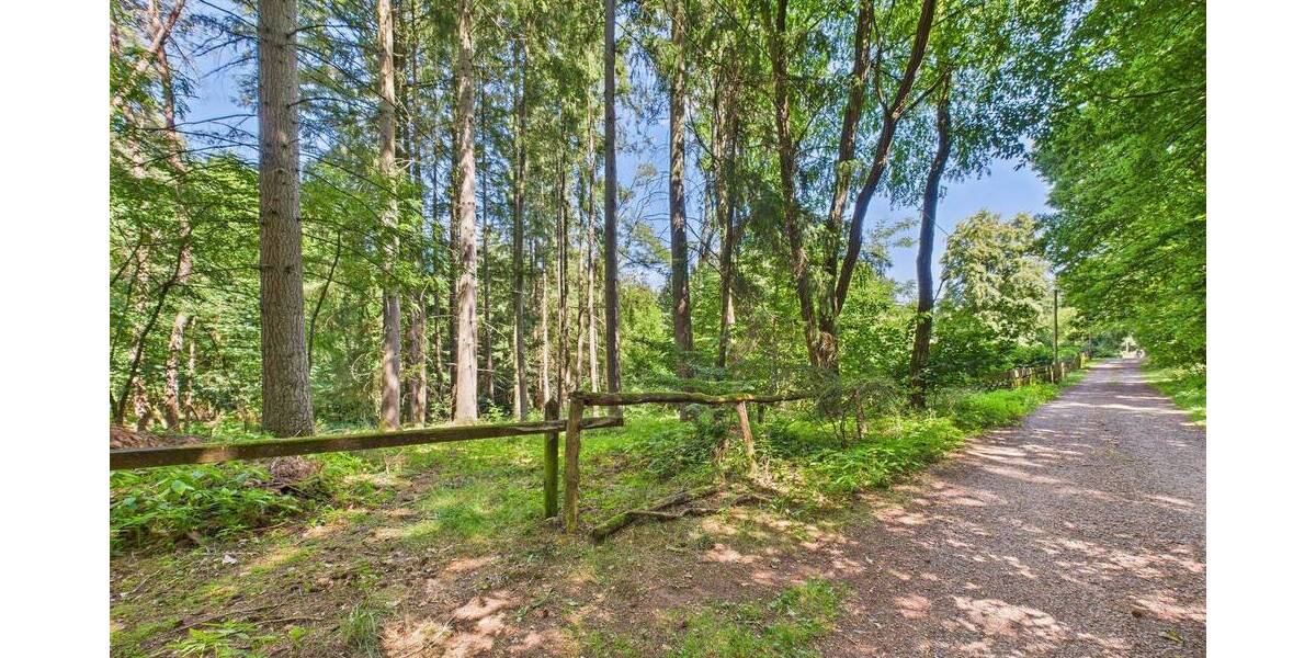 Grundstück Schmelz - 70.000&euro; | Angebot:25687201