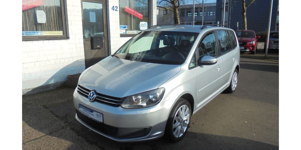 VW Touran 209.000 km 5.950 &euro; Dillingen/Saar 66763