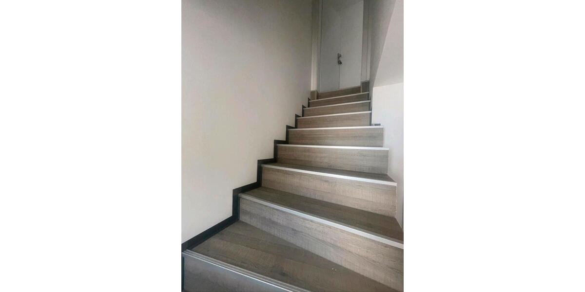 Mehrfamilienhaus, Wohnhaus Saarwellingen - 10 Zimmer, 300 m&sup2;, 350.000&euro; | Angebot:25588634