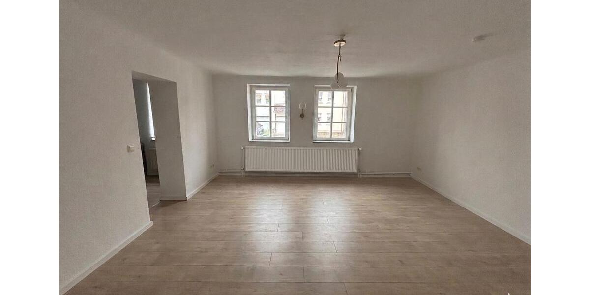 Erdgeschoßwohnung Saarlouis - 2.5 Zimmer, 85 m&sup2;, 825&euro; | Angebot:26674878