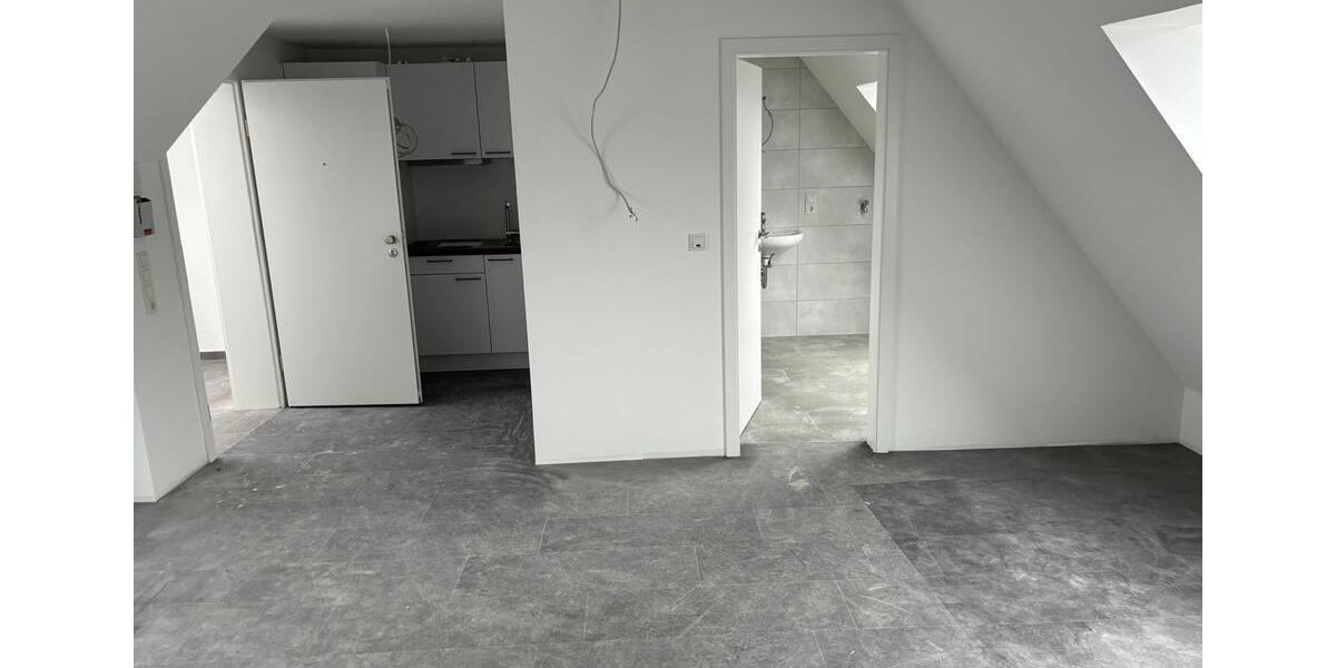 Dachgeschoßwohnung Nalbach - 1 Zimmer, 44 m&sup2;, 566&euro; | Angebot:24771433