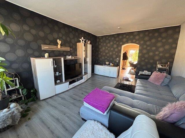 Terrassenwohnung Schwalbach Hülzweiler - 5 Zimmer, 198.000&euro; | Angebot:25667218