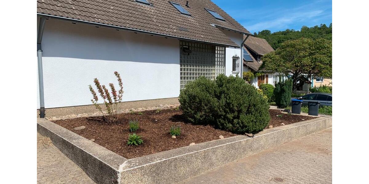 Dachgeschoßwohnung Saarbrücken Dudweiler - 1 Zimmer, 25 m&sup2;, 490&euro; | Angebot:26626526