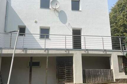 Haus Illingen - Uchtelfangen Uchtelfangen - 4 Zimmer, 110 m&sup2;, 165.000&euro; | Angebot:25663165