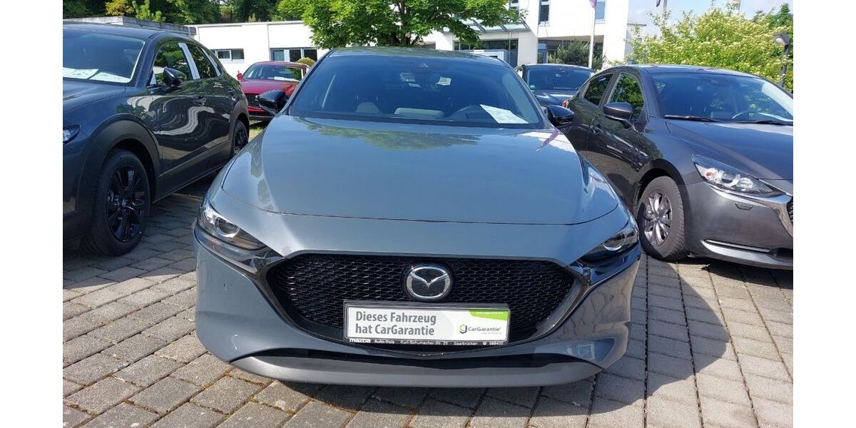 Mazda 3 93.101 km 17.900 &euro; Saarbrücken 66130