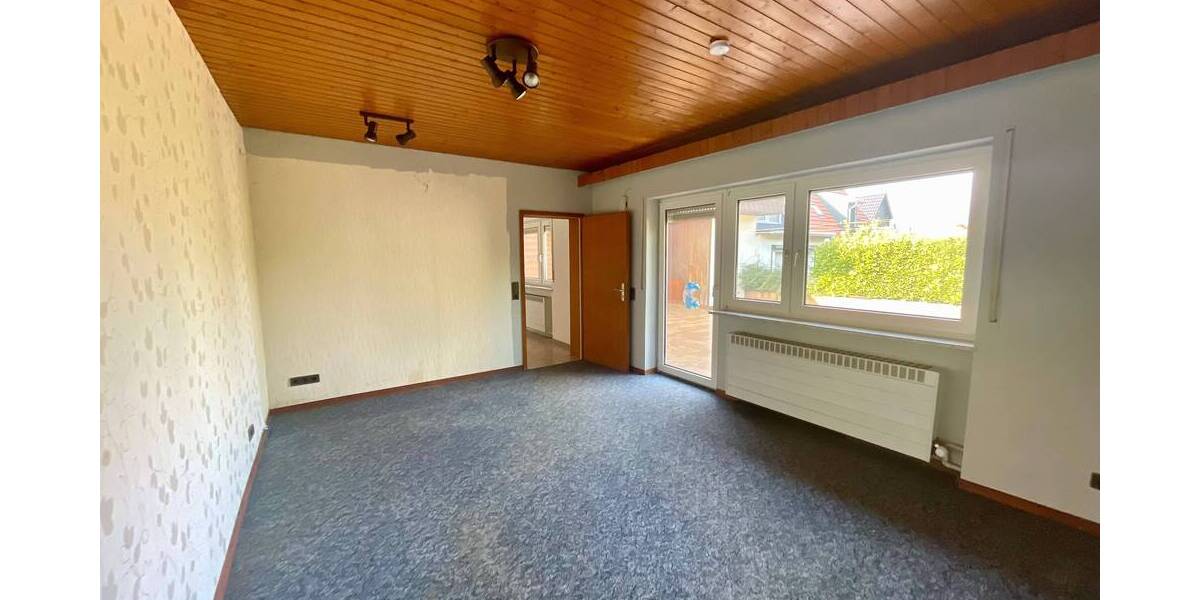 Mehrfamilienhaus, Wohnhaus Großrosseln Dorf im Warndt - 6 Zimmer, 127 m&sup2;, 179.000&euro; | Angebot:25664070