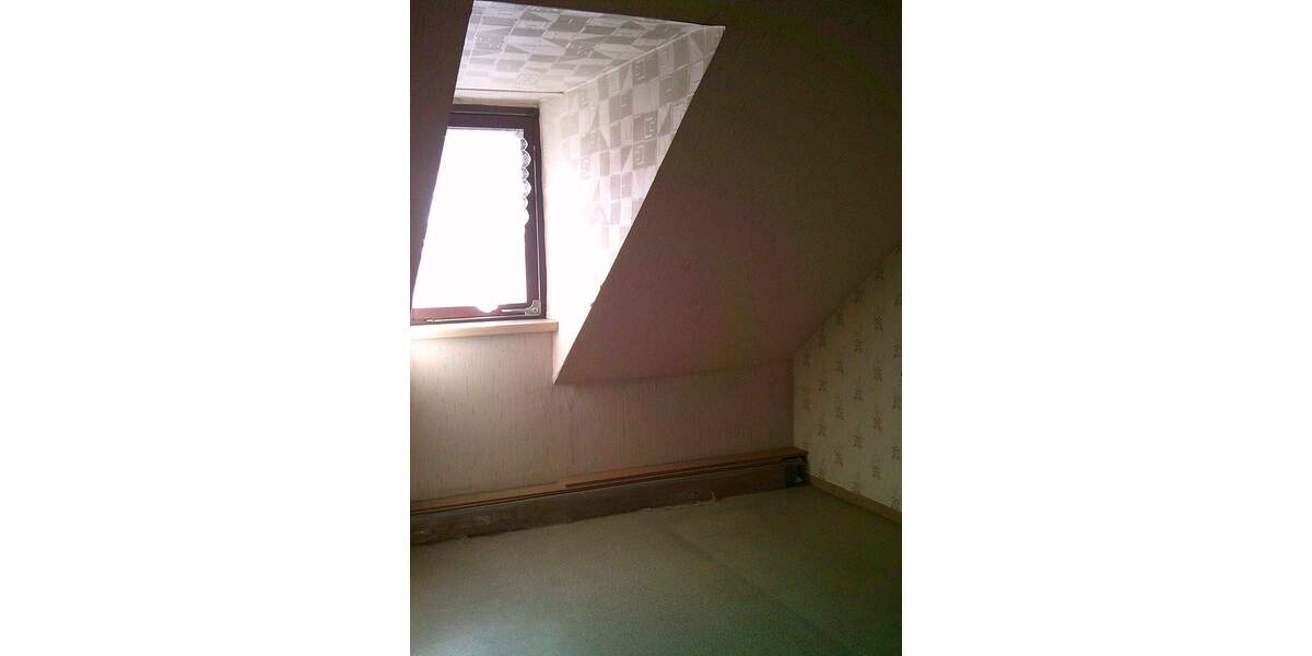 Reihenmittelhaus Sulzbach/Saar Sulzbach - 5 Zimmer, 130 m&sup2;, 105.000&euro; | Angebot:26036723