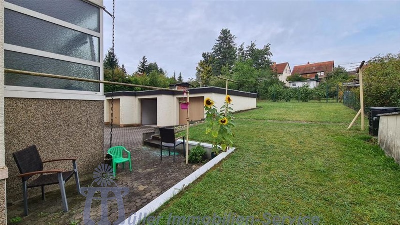 Gepflegtes Vierfamilienhaus in bevorzugter Wohnlage von Neunkirchen - Mehrfamilienhaus, Wohnhaus Neunkirchen | Angebot:23008416