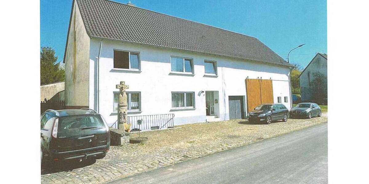 Einfamilienhaus Gersheim - 8 Zimmer, 170 m&sup2;, 299.000&euro; | Angebot:26002475