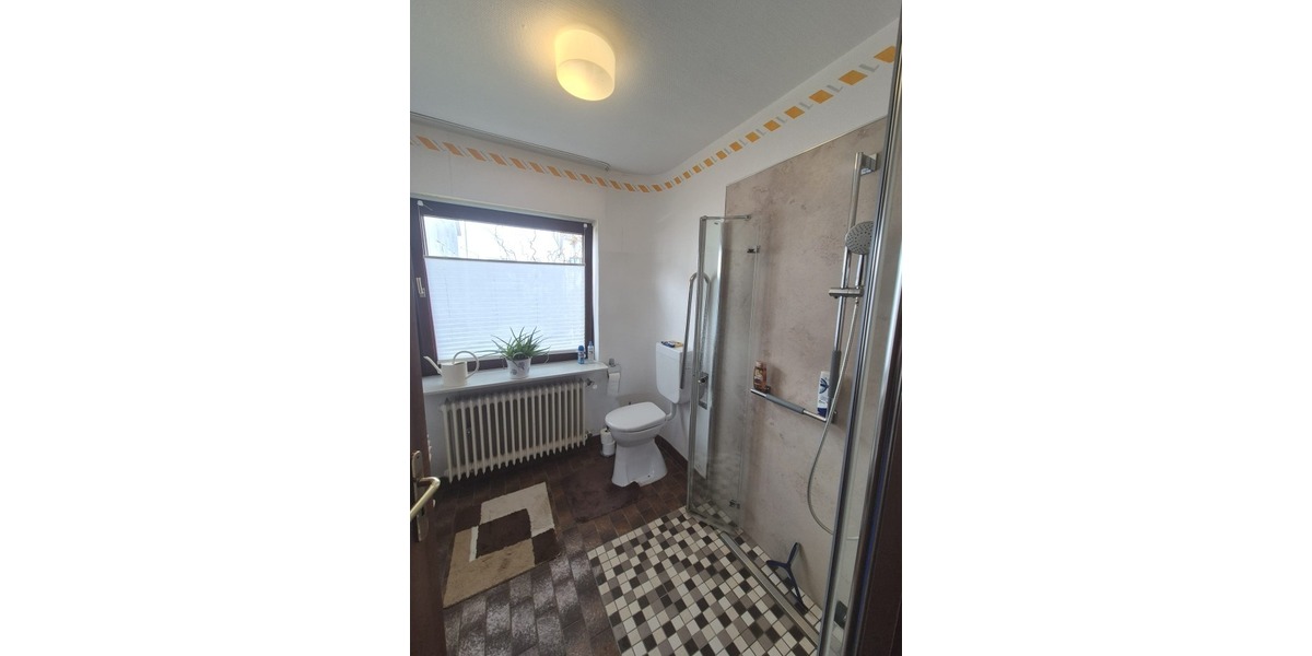 Ihr neues Zuhause: Gepflegtes, barrierefrei zugängliches EFH mit Garten – ideal für Familien - Einfamilienhaus Waldmohr | Angebot:25485957