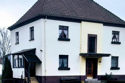 Haus Homburg - 8 Zimmer, 180 m&sup2;, 389.000&euro; | Angebot:26629381
