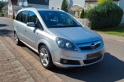 Opel Zafira 222.000 km 2.699 &euro; Illingen 66557