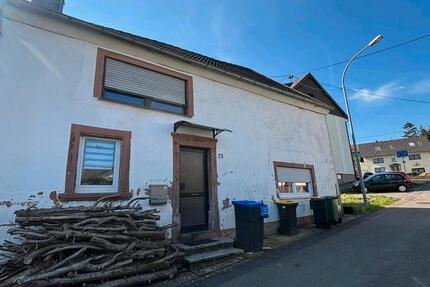 Haus Saarlouis - 5 Zimmer, 125 m&sup2;, 75.000&euro; | Angebot:25825038