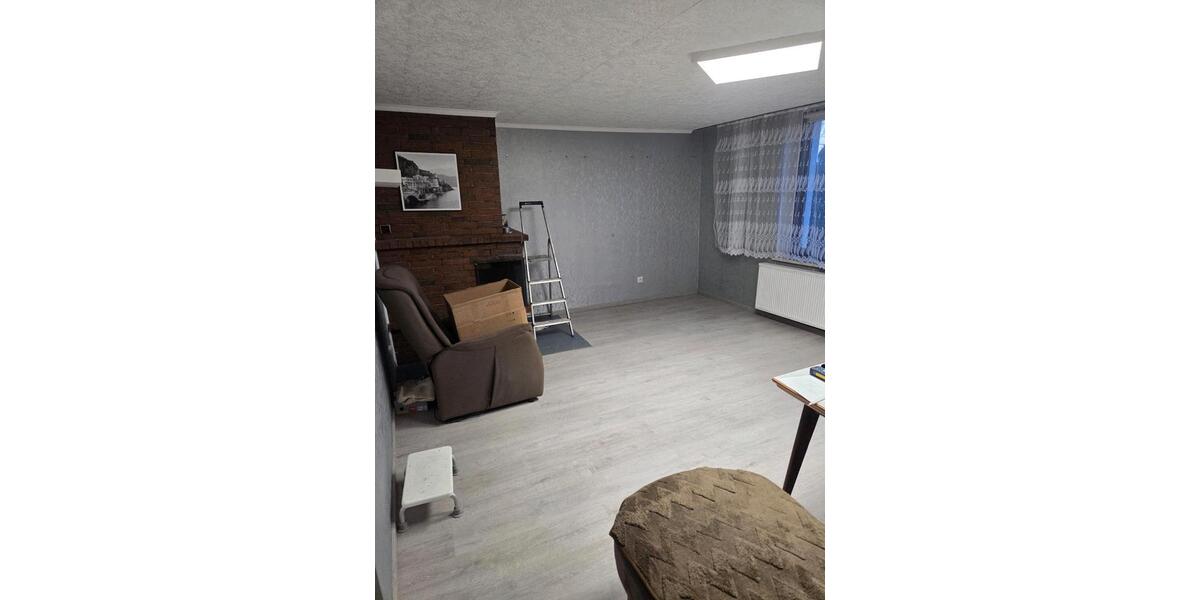 Etagenwohnung Überherrn - 4 Zimmer, 87 m&sup2;, 1.150&euro; | Angebot:25445286