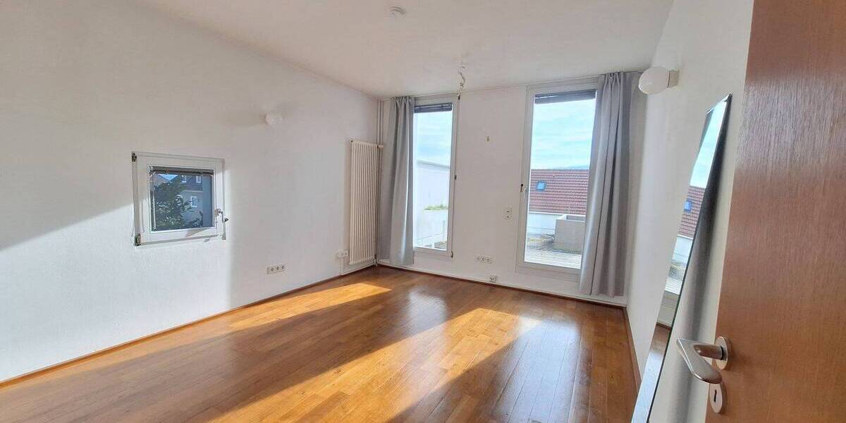 Einfamilienhaus Saarbrücken St Arnual - 7 Zimmer, 205 m&sup2;, 1.300.000&euro; | Angebot:25695199