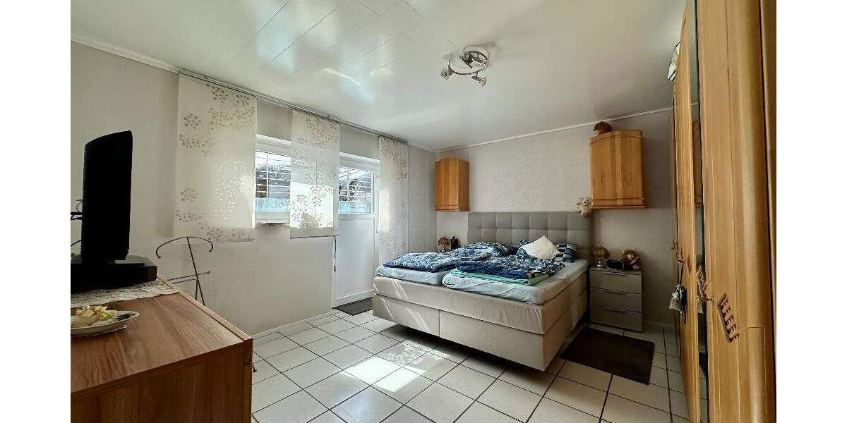 Mehrfamilienhaus, Wohnhaus Blieskastel Niederwürzbach - 5 Zimmer, 190 m&sup2;, 299.000&euro; | Angebot:25705994