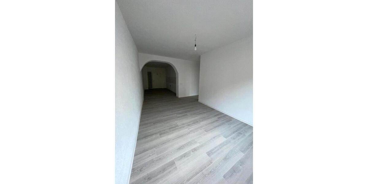 Erdgeschoßwohnung Neunkirchen - 3 Zimmer, 85 m&sup2;, 620&euro; | Angebot:25257536