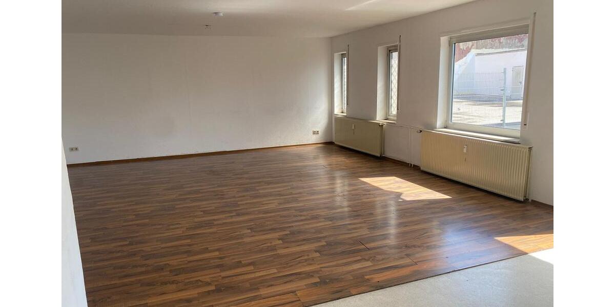 Gewerbeobjekt Völklingen - 1.000&euro; | Angebot:23771662