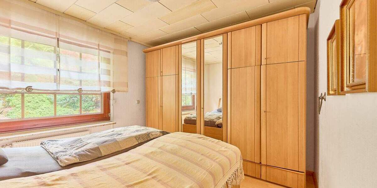 Einfamilienhaus Zweibrücken Rimschweiler - 7 Zimmer, 153 m&sup2;, 445.000&euro; | Angebot:25691369