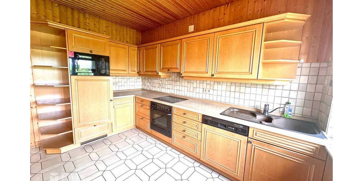 Einfamilienhaus Saarwellingen Schwarzenholz - 8 Zimmer, 190 m&sup2;, 189.000&euro; | Angebot:26730955