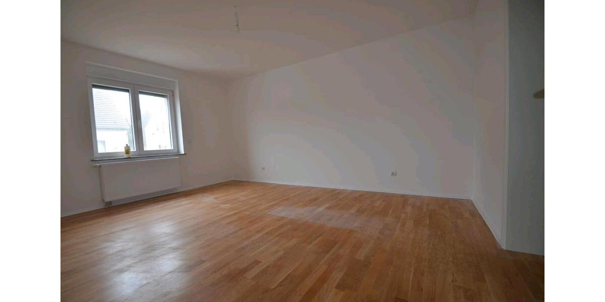 Einfamilienhaus Überherrn - 8 Zimmer, 165 m&sup2;, 390.000&euro; | Angebot:25148585