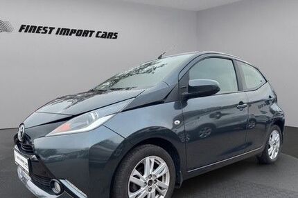 Toyota Aygo (X) 99.092 km 7.777 &euro; Völklingen 66333