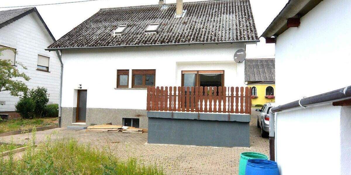 Einfamilienhaus Tholey / Sotzweiler Sotzweiler - 6 Zimmer, 135 m&sup2;, 180.000&euro; | Angebot:25706732