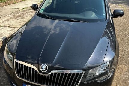 Skoda Superb 192.800 km 10.400 &euro; Dillingen 66763