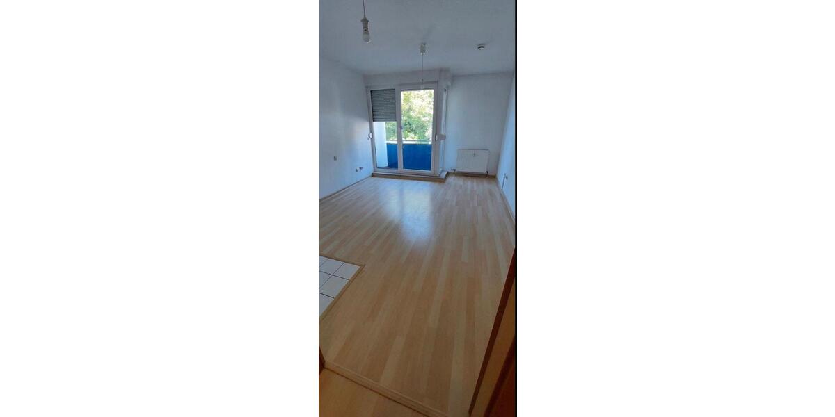 Erdgeschoßwohnung Saarbrücken Kieselhumes - 1 Zimmer, 24 m&sup2;, 330&euro; | Angebot:25589313