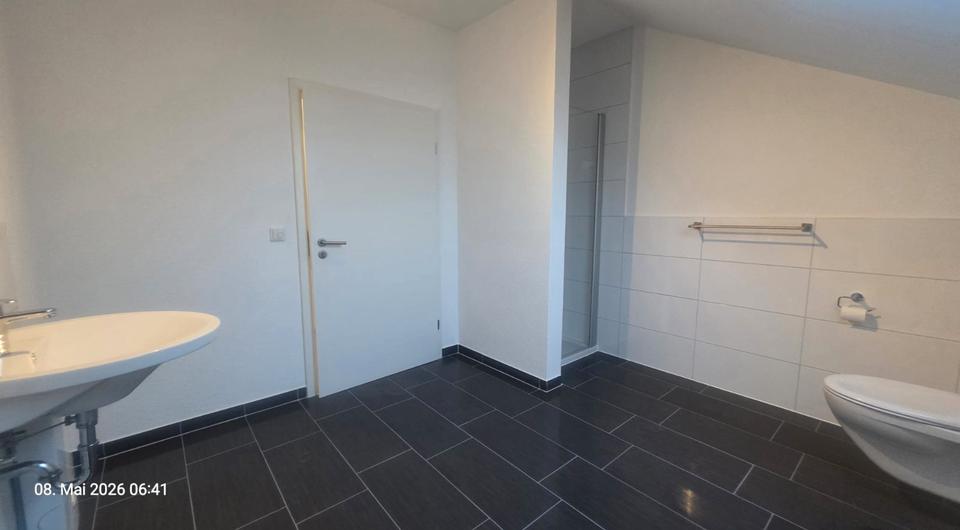 Dachgeschoßwohnung Quierschied - 3 Zimmer, 125 m&sup2;, 1.100&euro; | Angebot:26492983
