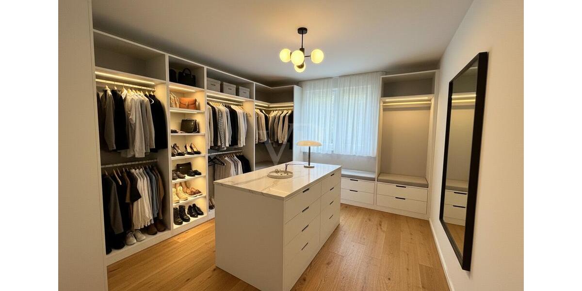 Etagenwohnung Homburg - 4 Zimmer, 130 m&sup2;, 1.400&euro; | Angebot:25375970