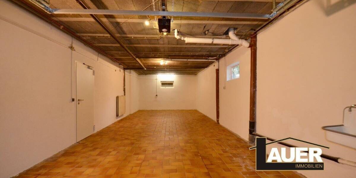 Etagenwohnung Püttlingen - 6 Zimmer, 175 m&sup2;, 265.000&euro; | Angebot:26730742