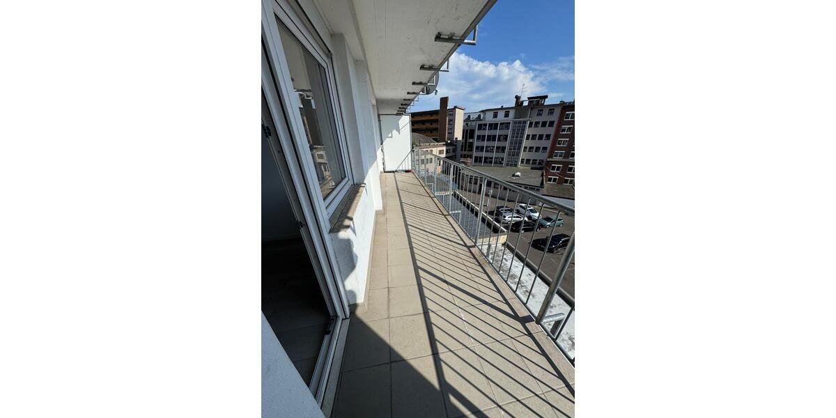 Etagenwohnung Saarbrücken - 3 Zimmer, 84 m&sup2;, 860&euro; | Angebot:25539814