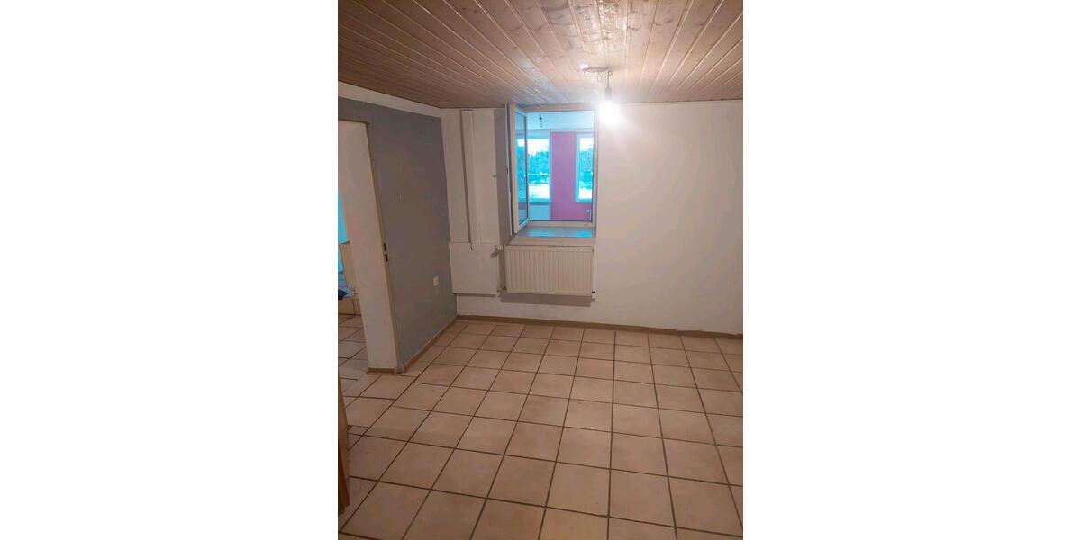 Etagenwohnung Saarbrücken St. Arnual - 2 Zimmer, 45 m&sup2;, 490&euro; | Angebot:24803680