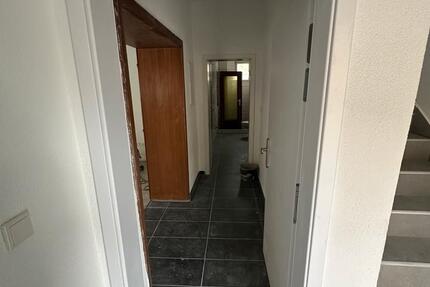 Wohnung Saarlouis - 3 Zimmer, 82 m&sup2;, 800&euro; | Angebot:26640024