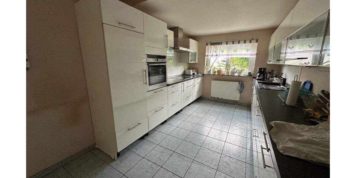 Etagenwohnung Saarbrücken Bübingen - 4 Zimmer, 133 m&sup2;, 235.000&euro; | Angebot:25746405