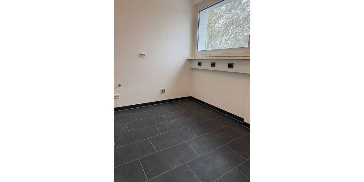 Etagenwohnung Saarbrücken Eschberg - 4 Zimmer, 67 m&sup2;, 157.000&euro; | Angebot:25731178