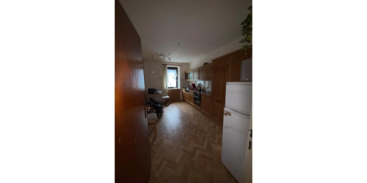 Reihenhaus Sulzbach (Saar) - 9 Zimmer, 229 m&sup2;, 140.000&euro; | Angebot:26642930