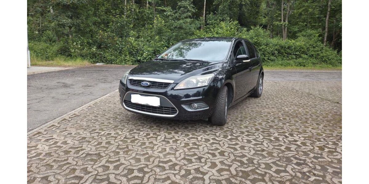 Ford Focus 153.000 km 4.299 &euro; Schwalbach 66773